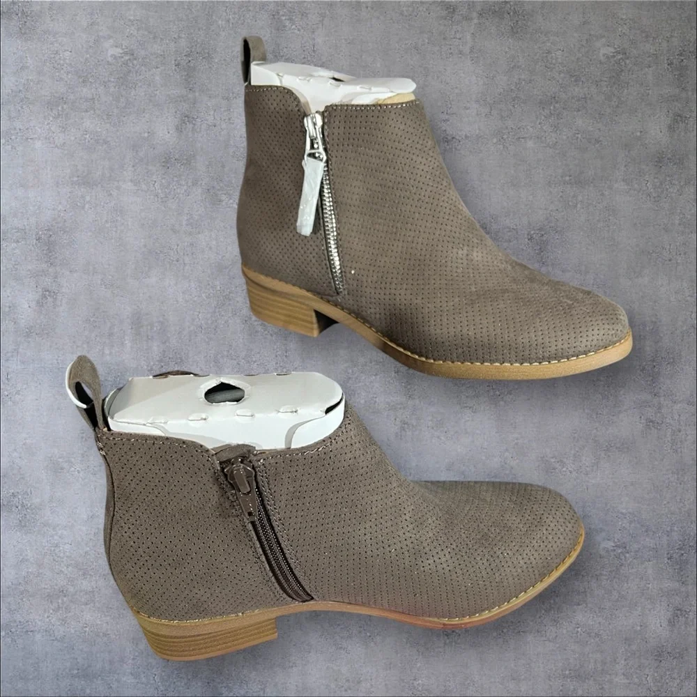 Wide Width Marlis Zip Up Ankle Boots by Universal Thread